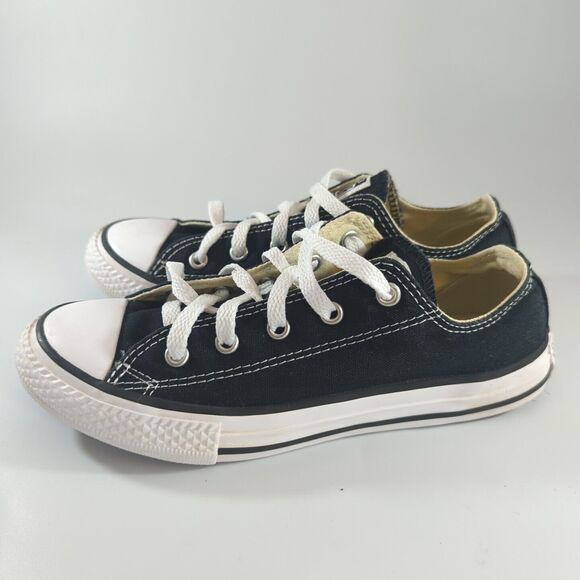 Converse Chuck Taylor All Star Low Youth's Sneakers Size 2 Black - Picture 3 of 8